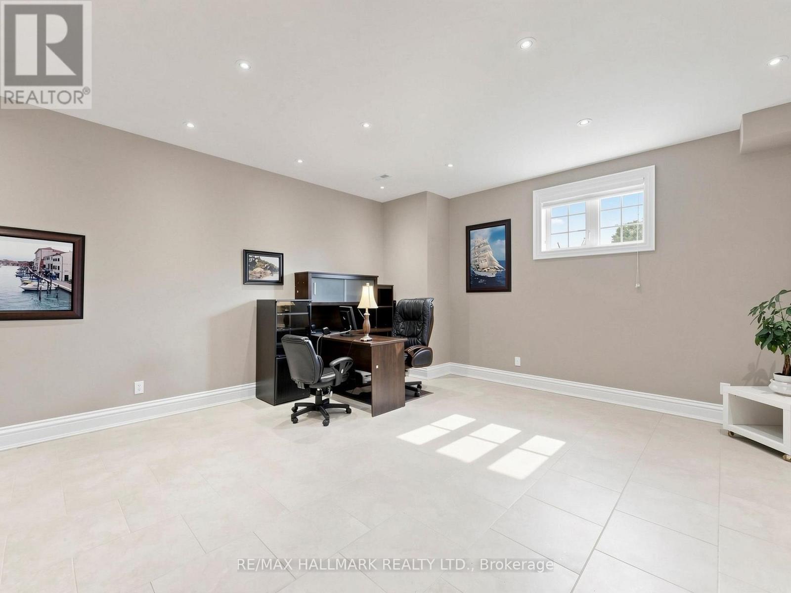 11 CRANBORNE CHASE - Image 36