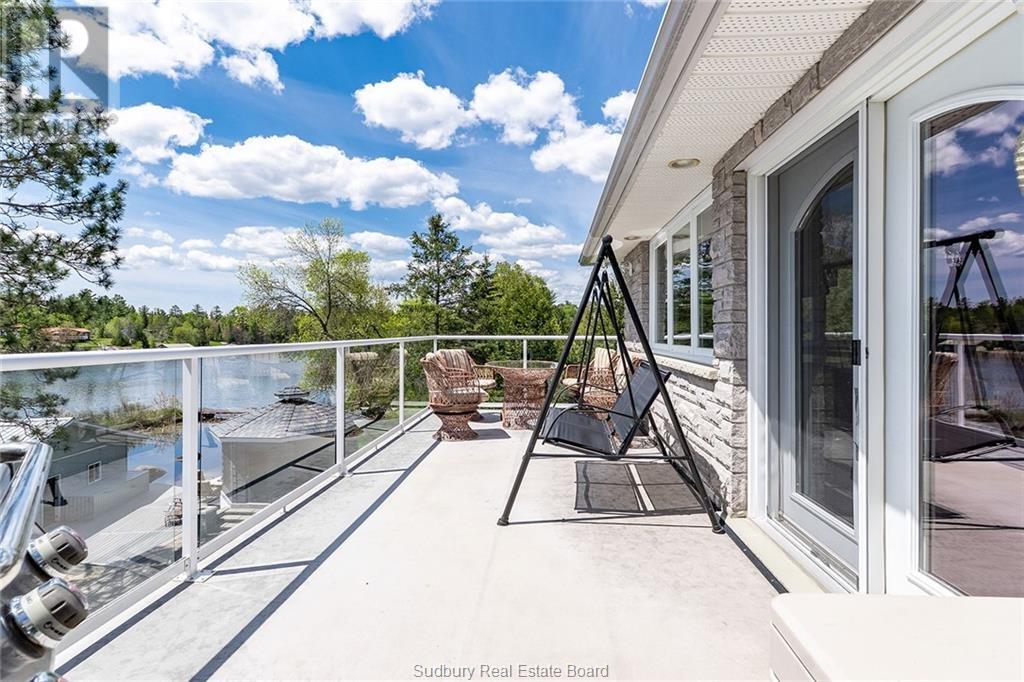 366 Northshore Road - 11