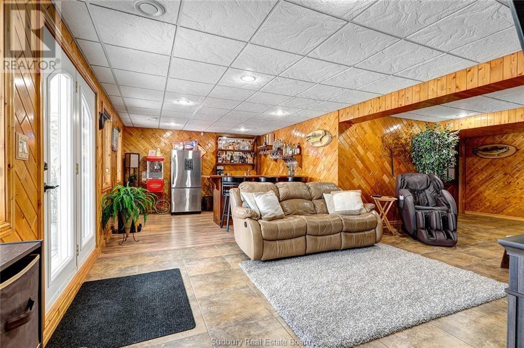 366 Northshore Road - 19