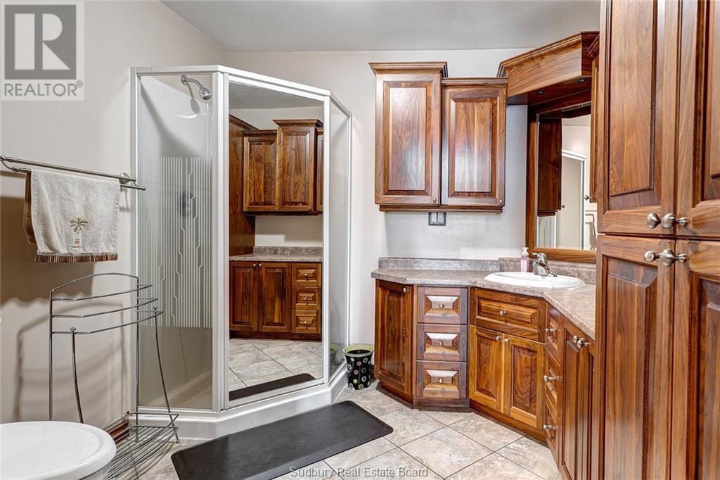366 Northshore Road - 23