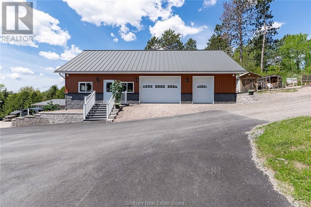 366 Northshore Road - 25