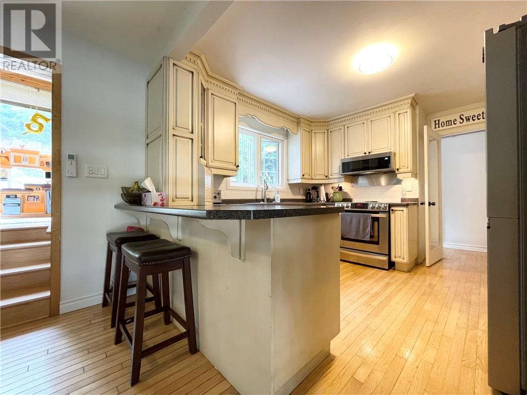 13 Lancaster Drive - 14
