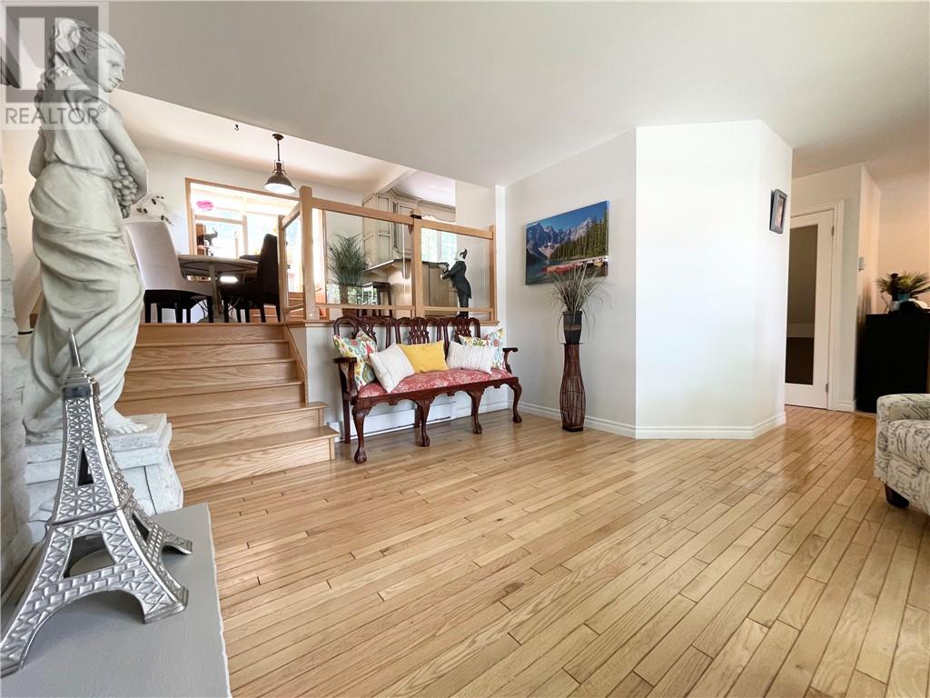 13 Lancaster Drive - 25