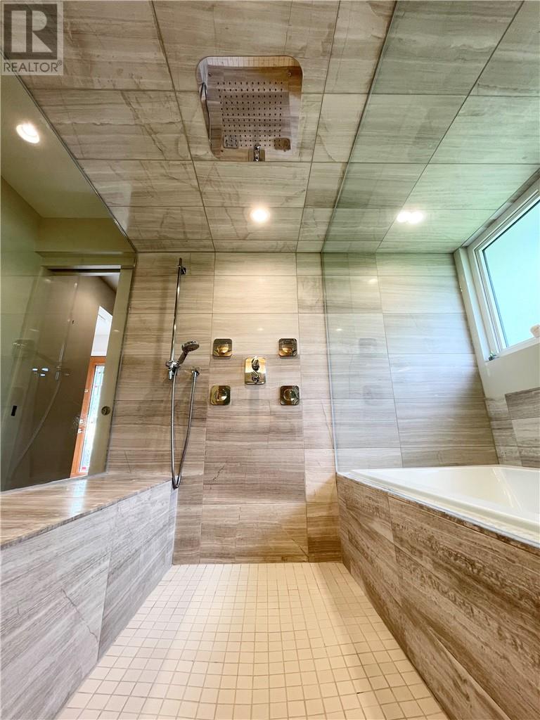 13 Lancaster Drive - 29