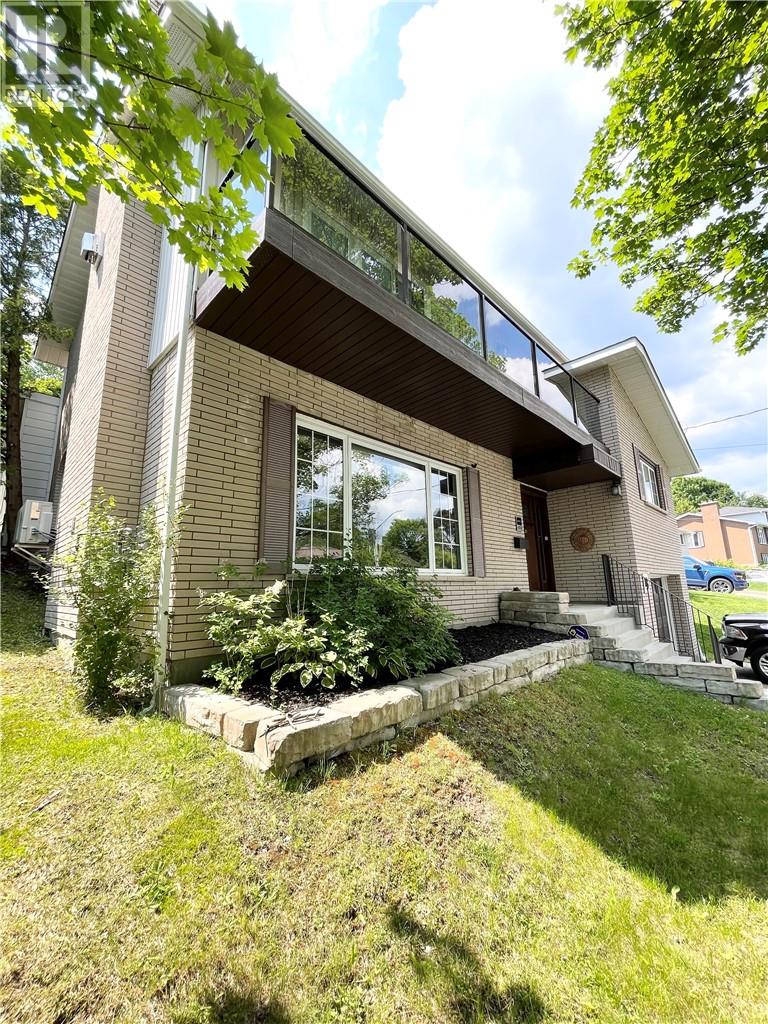 13 Lancaster Drive - 3
