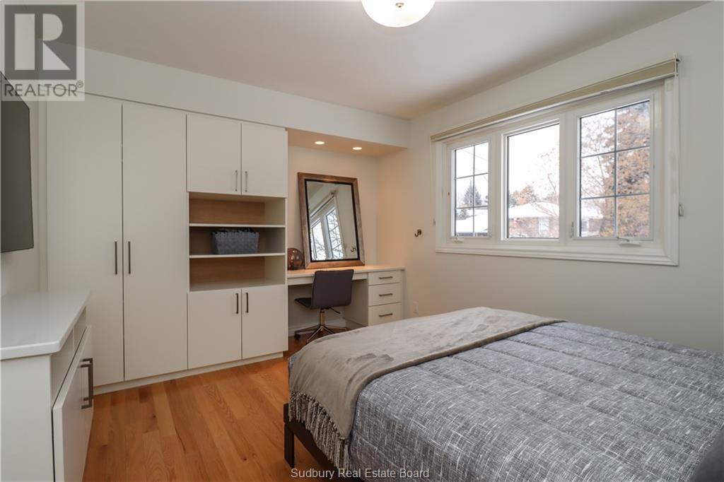 13 Lancaster Drive - 35