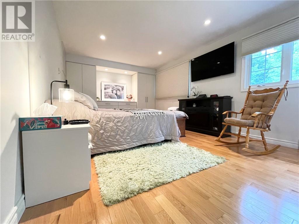 13 Lancaster Drive - 40