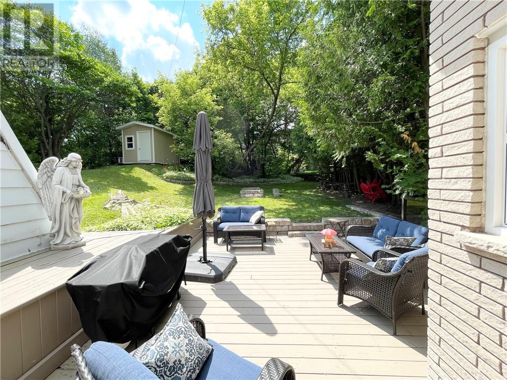 13 Lancaster Drive - 53