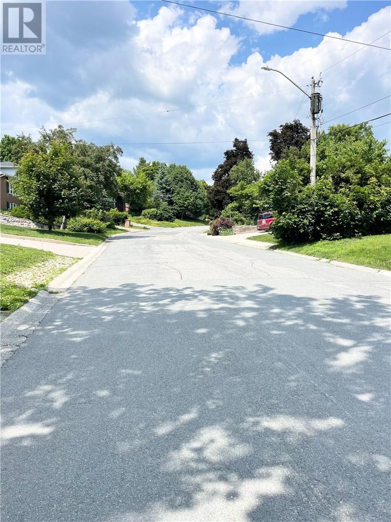 13 Lancaster Drive - 65
