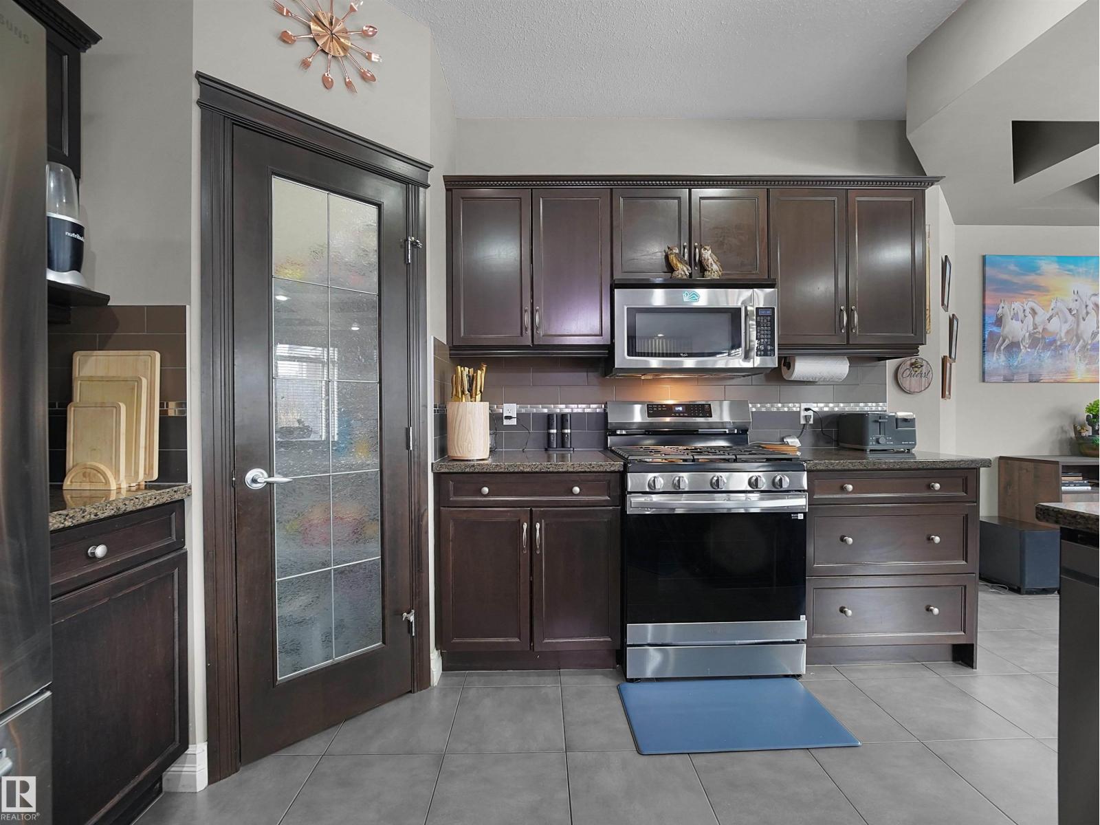 2422 WARRY PL SW - 22