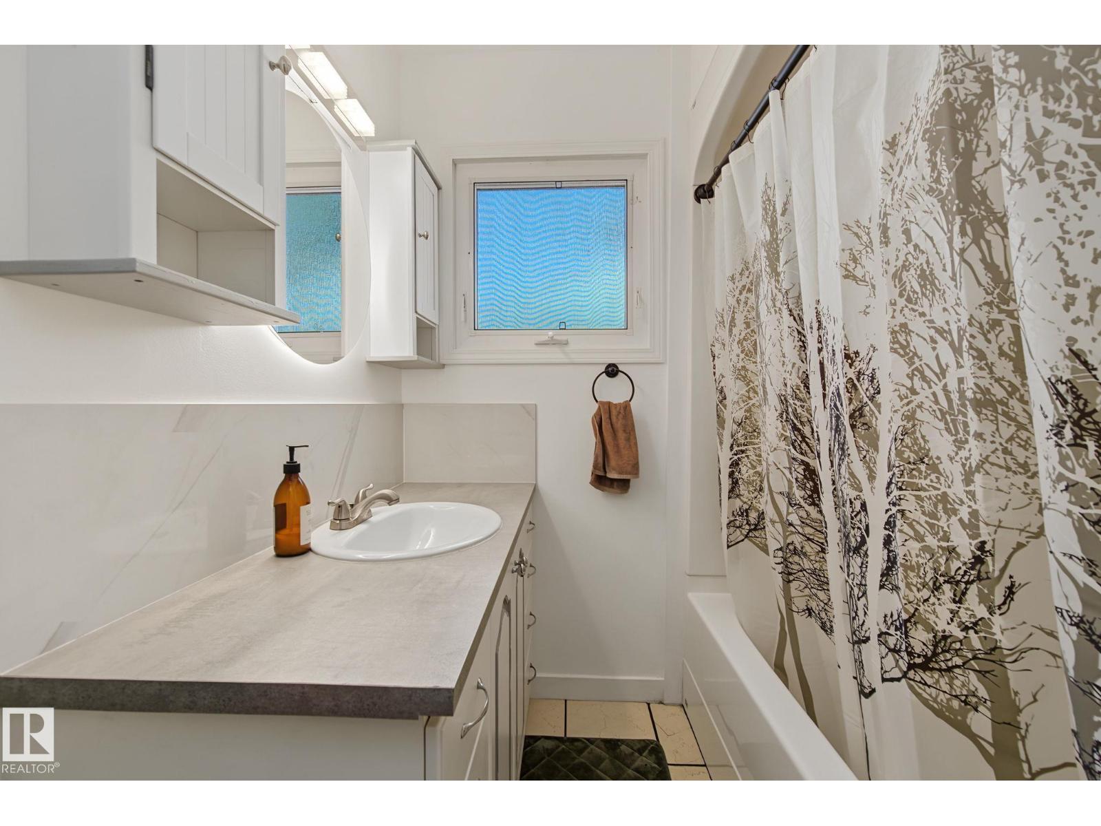 5116 49 AV — photo 19