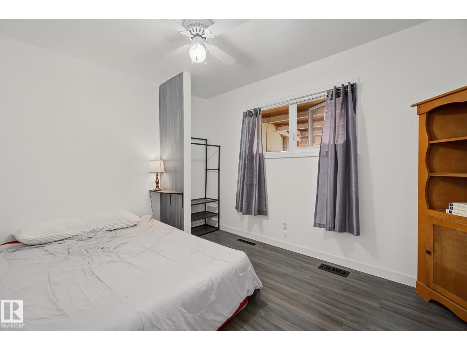 5116 49 AV — photo 20