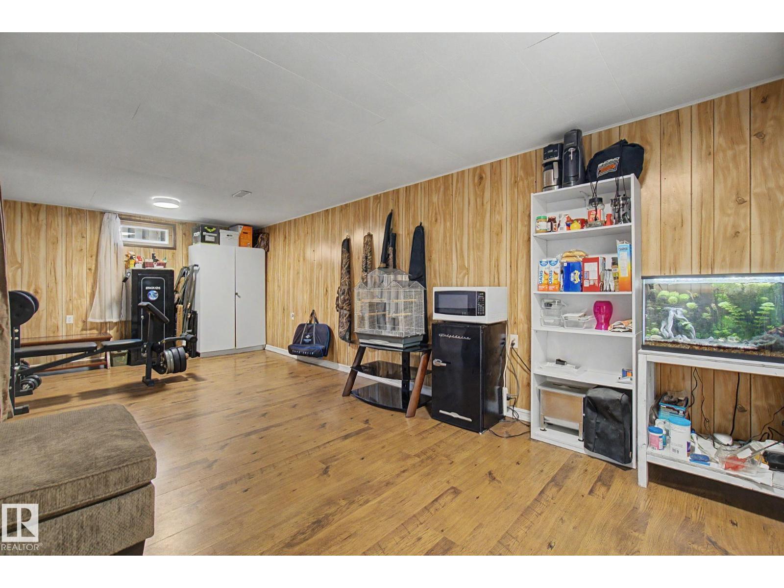 5116 49 AV — photo 24