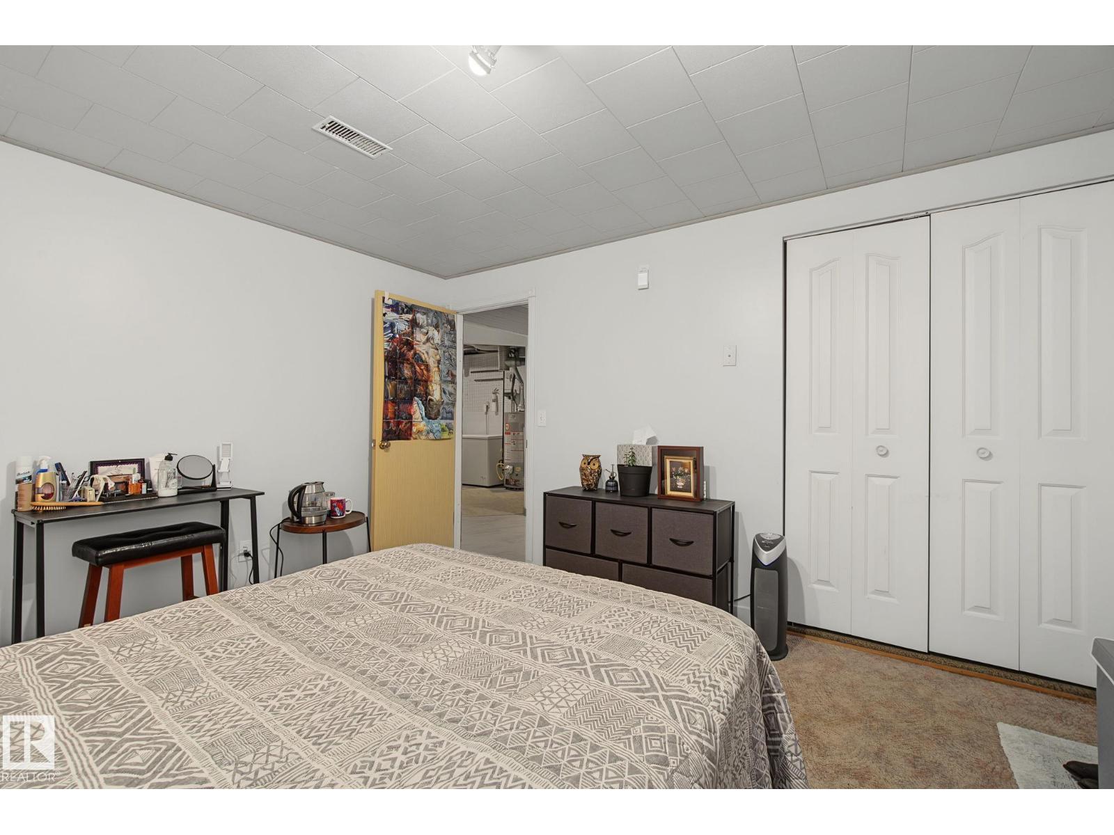 5116 49 AV — photo 33
