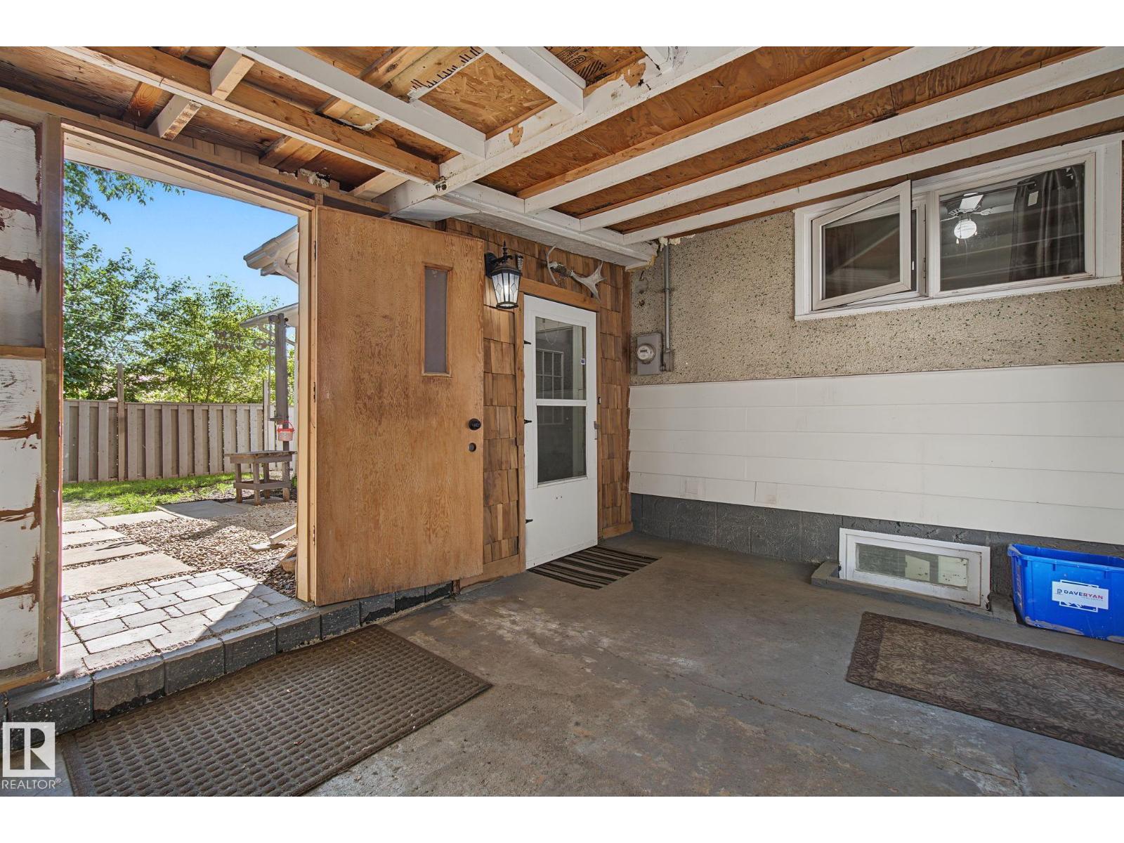 5116 49 AV — photo 44
