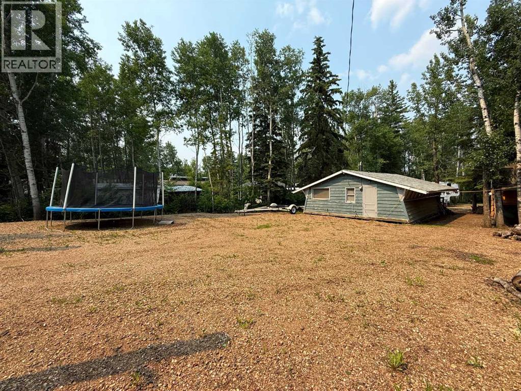 BACK YARD AREA - FLAT LOT