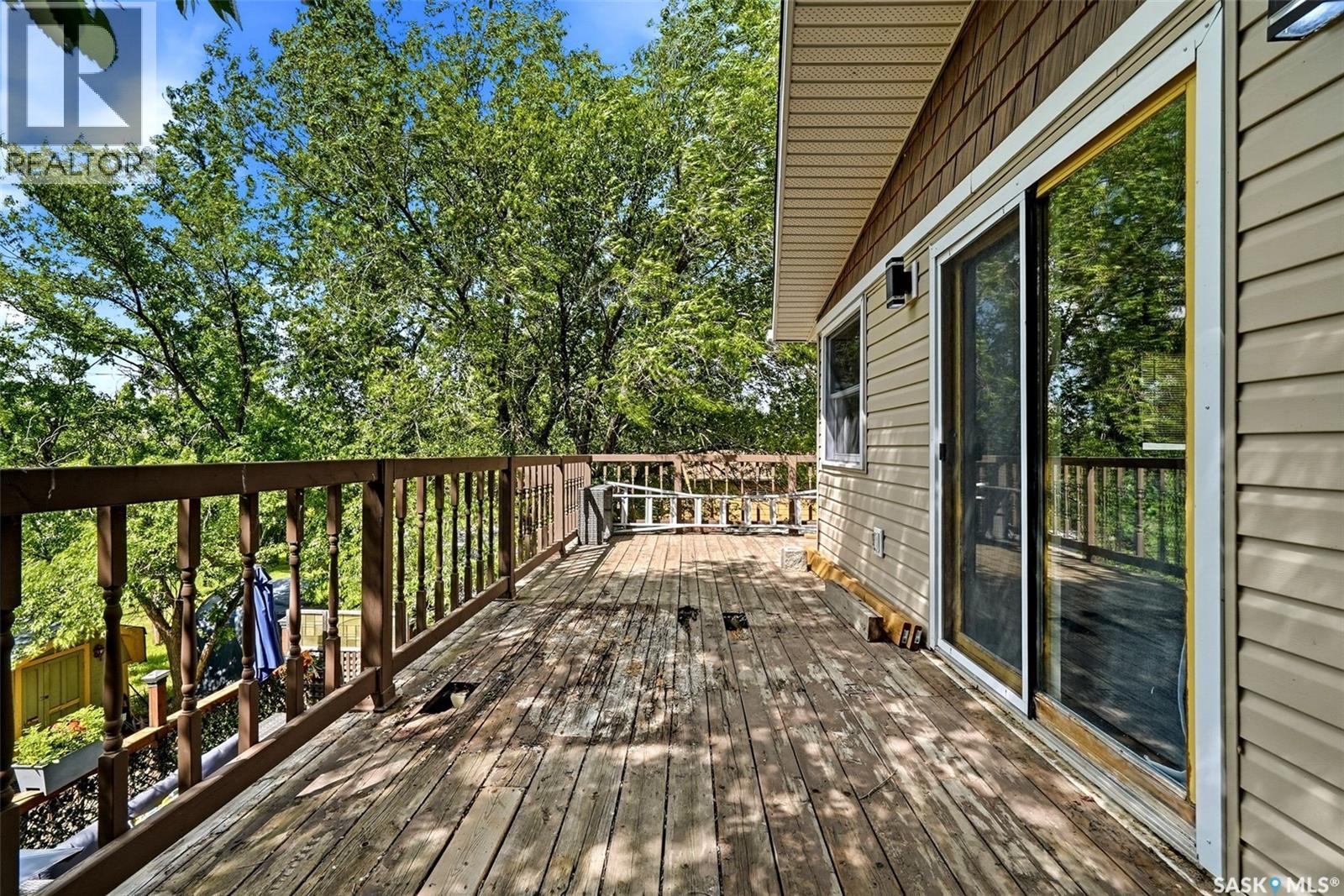 213 Grove AVENUE - 21