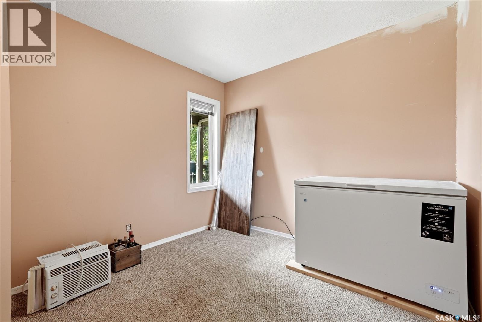 213 Grove AVENUE - 27