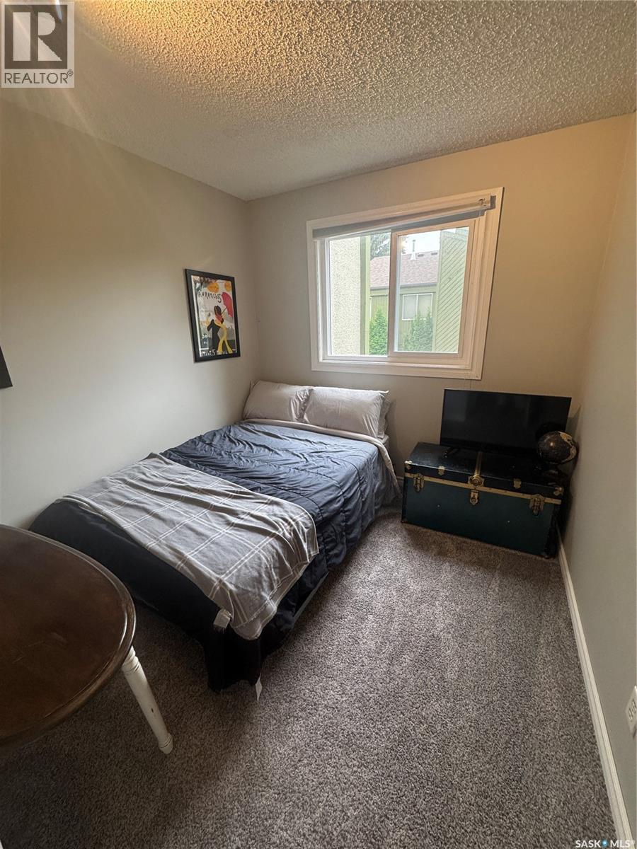 35 215 Primrose DRIVE — photo 13