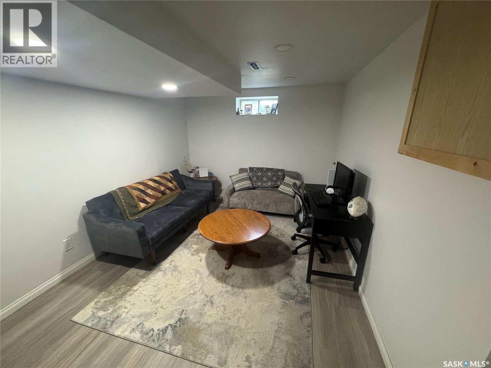 35 215 Primrose DRIVE — photo 15
