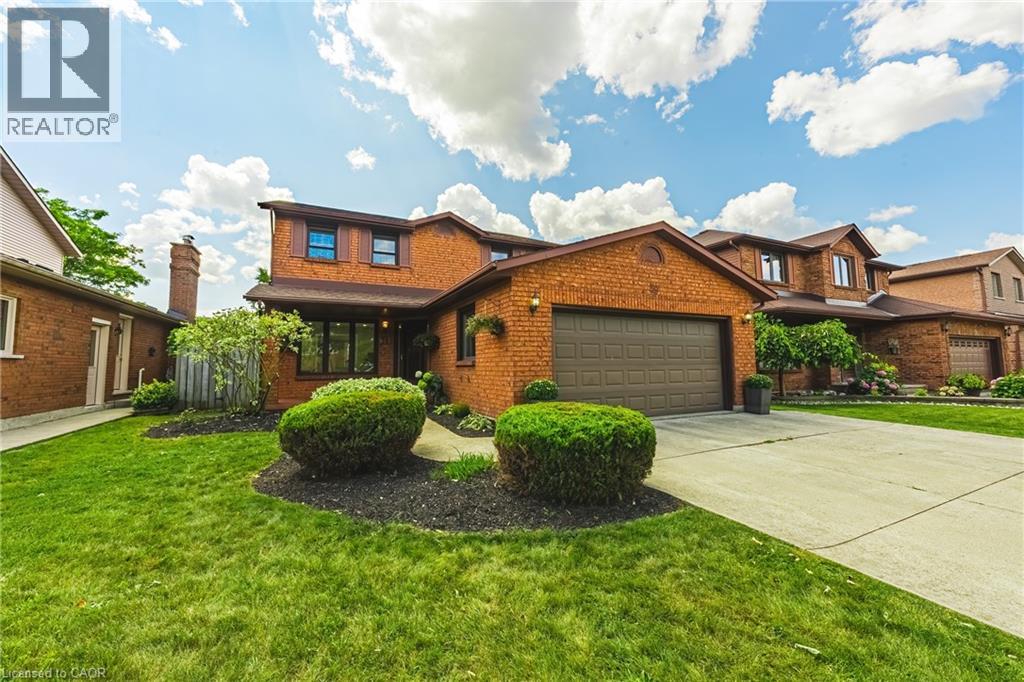 Photo of 39 PARKWOOD Crescent