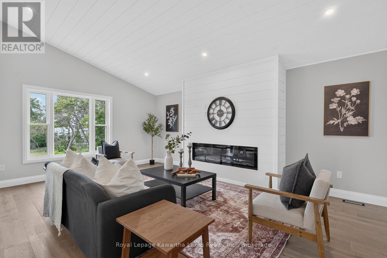 22 MURRAY STREET - 21