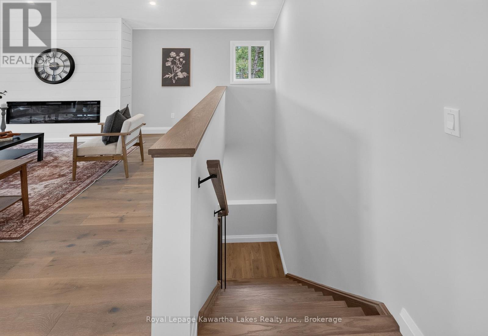 22 MURRAY STREET - 26