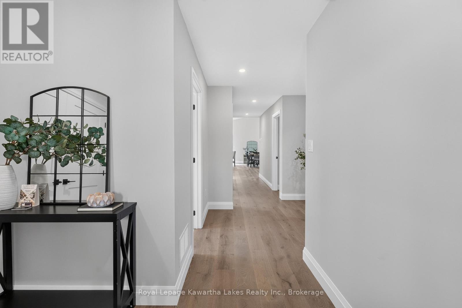 22 MURRAY STREET - 8