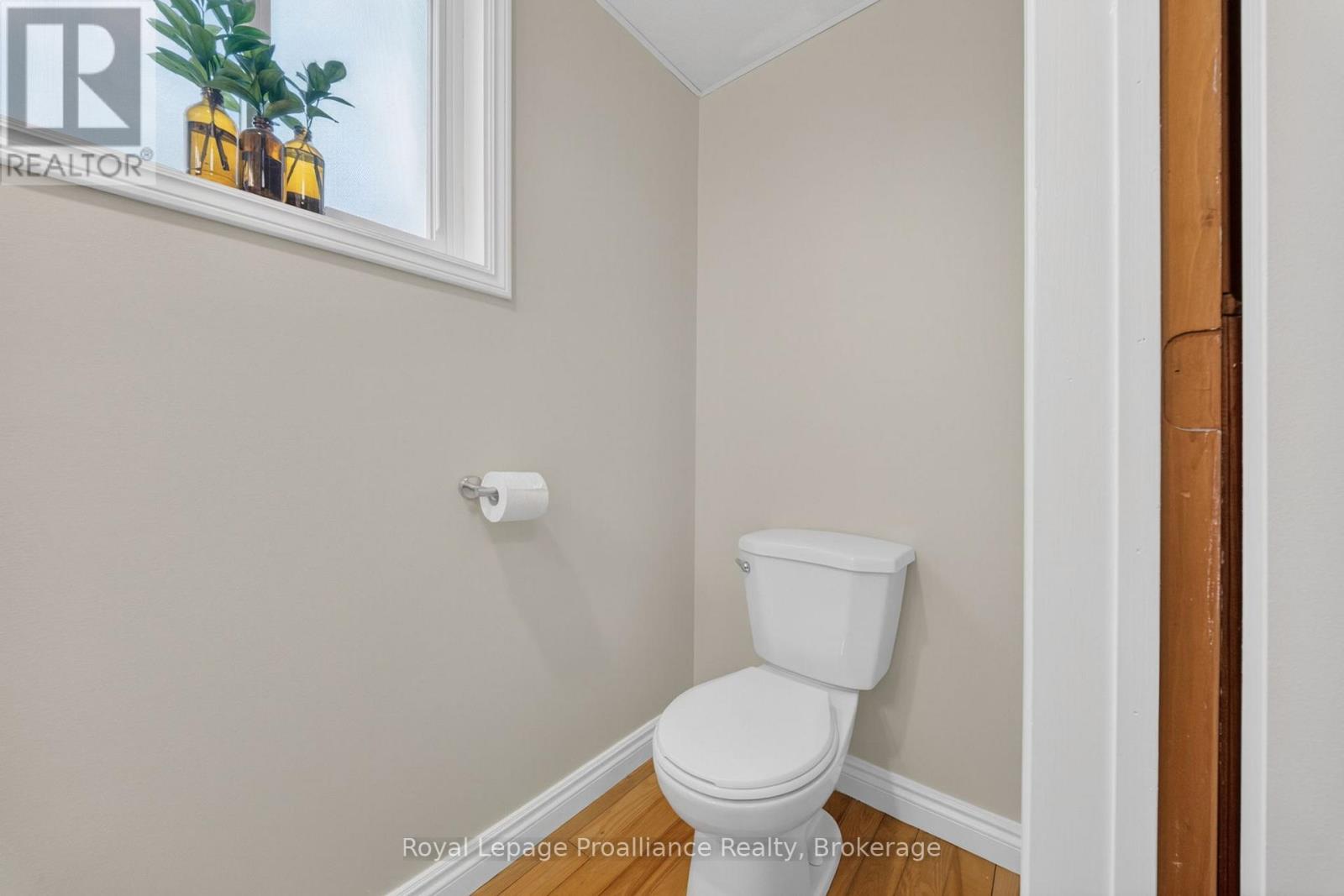 235 EAST HUNGERFORD ROAD - 18