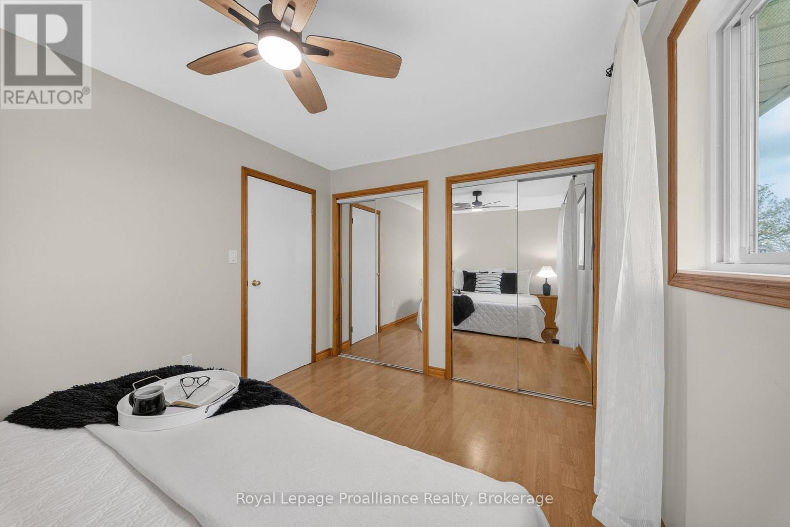 235 EAST HUNGERFORD ROAD - 22
