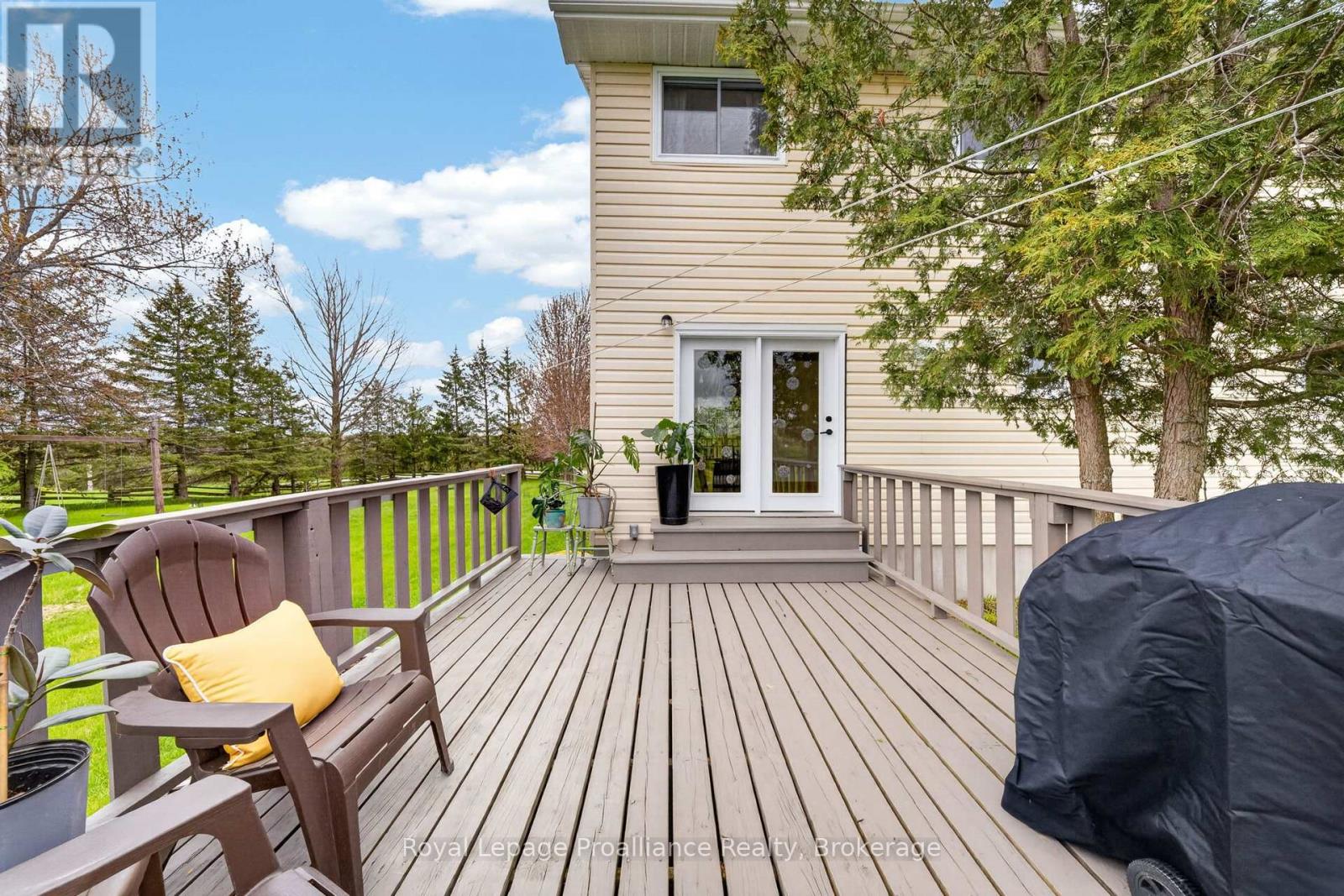235 EAST HUNGERFORD ROAD - 39