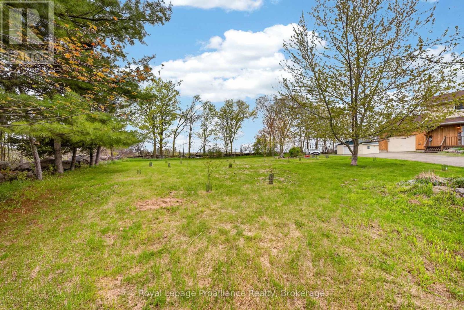235 EAST HUNGERFORD ROAD - 4