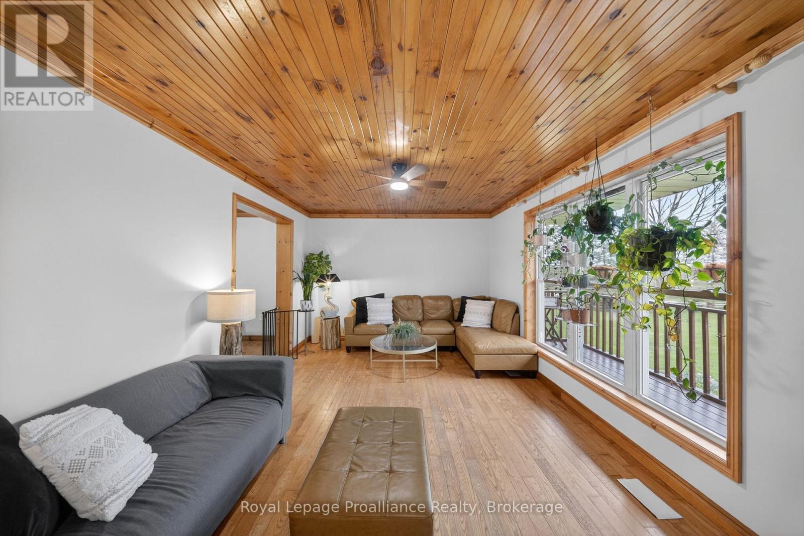 235 EAST HUNGERFORD ROAD - 7
