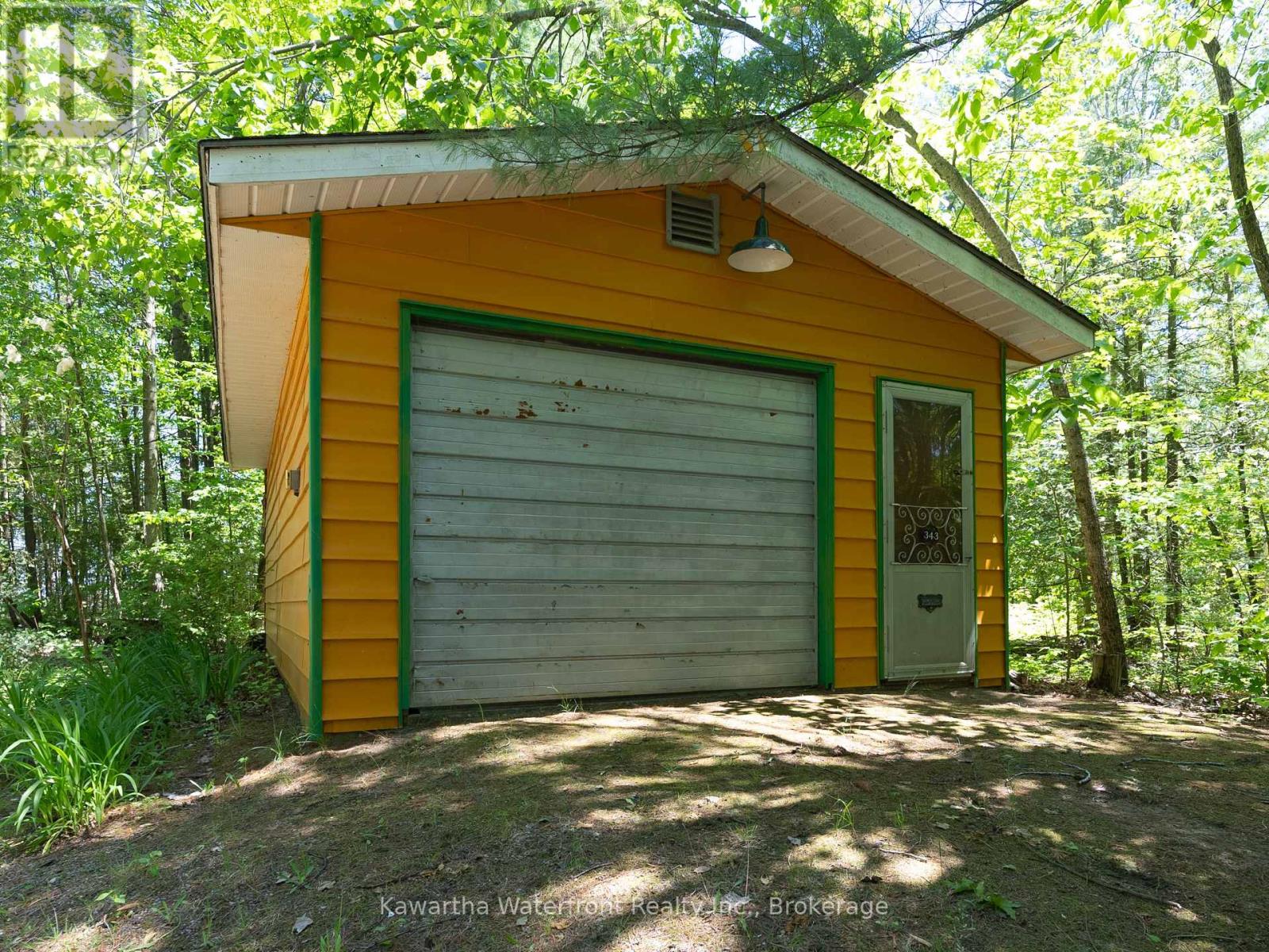 14 BAKER BOULEVARD - 21