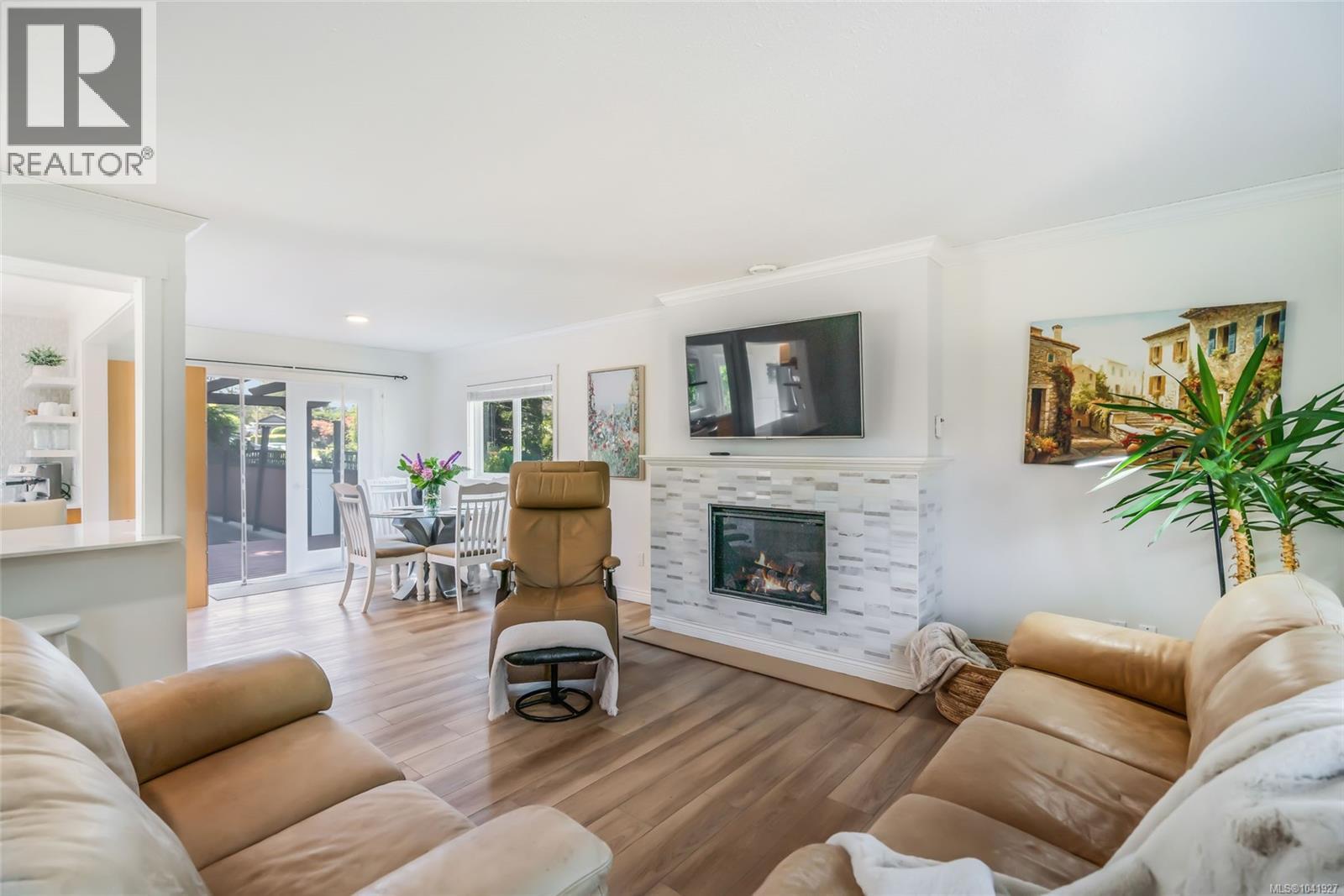 560 Eaglecrest Dr - 17