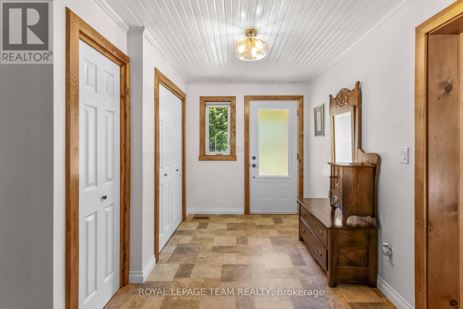 156 MASK ISLAND DRIVE - 28