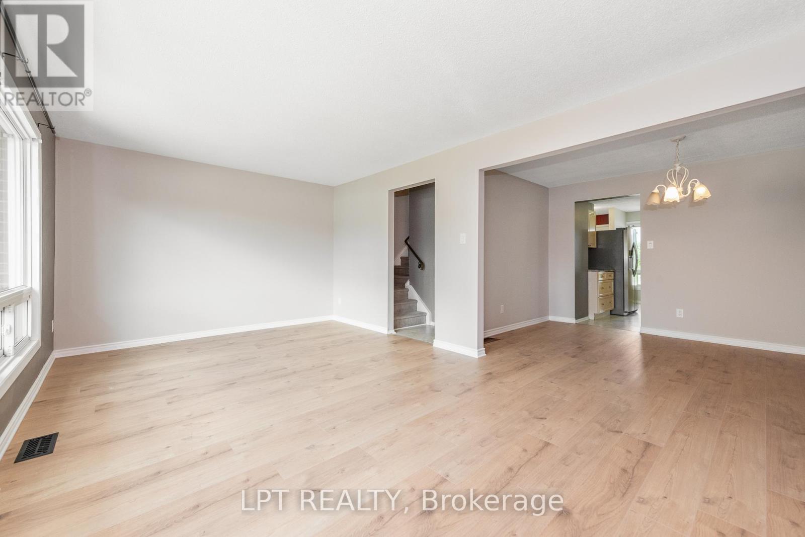 2286 COTTERS CRESCENT - 11