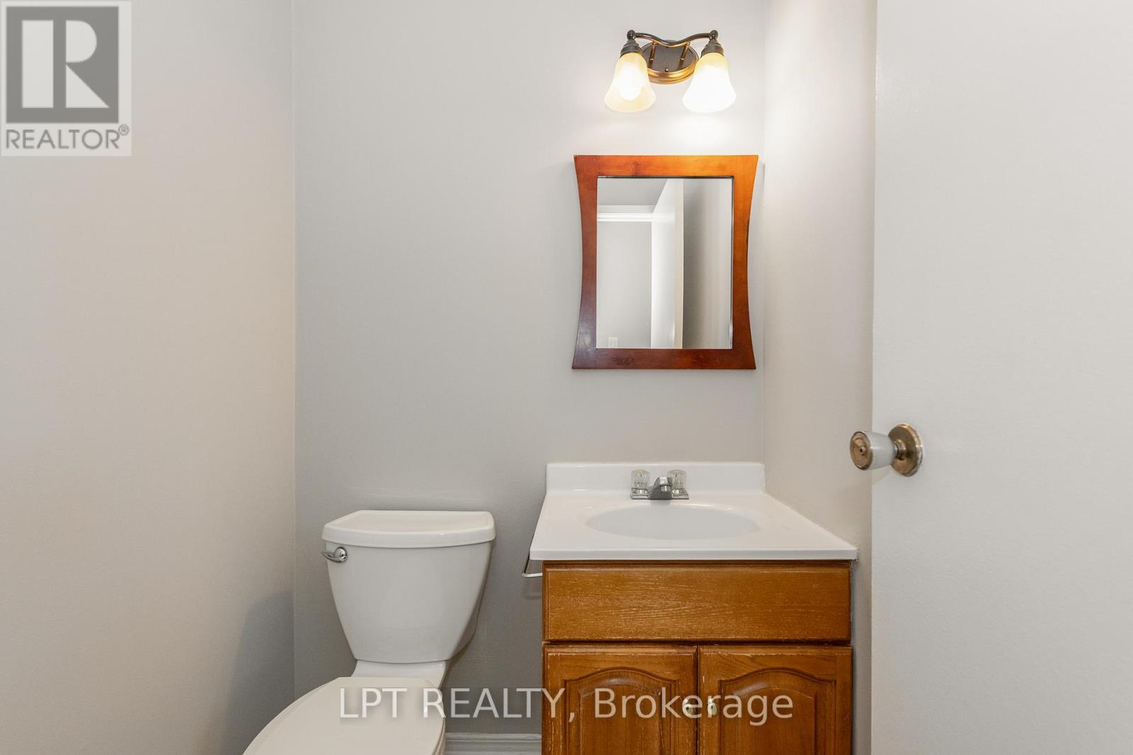 2286 COTTERS CRESCENT - 12