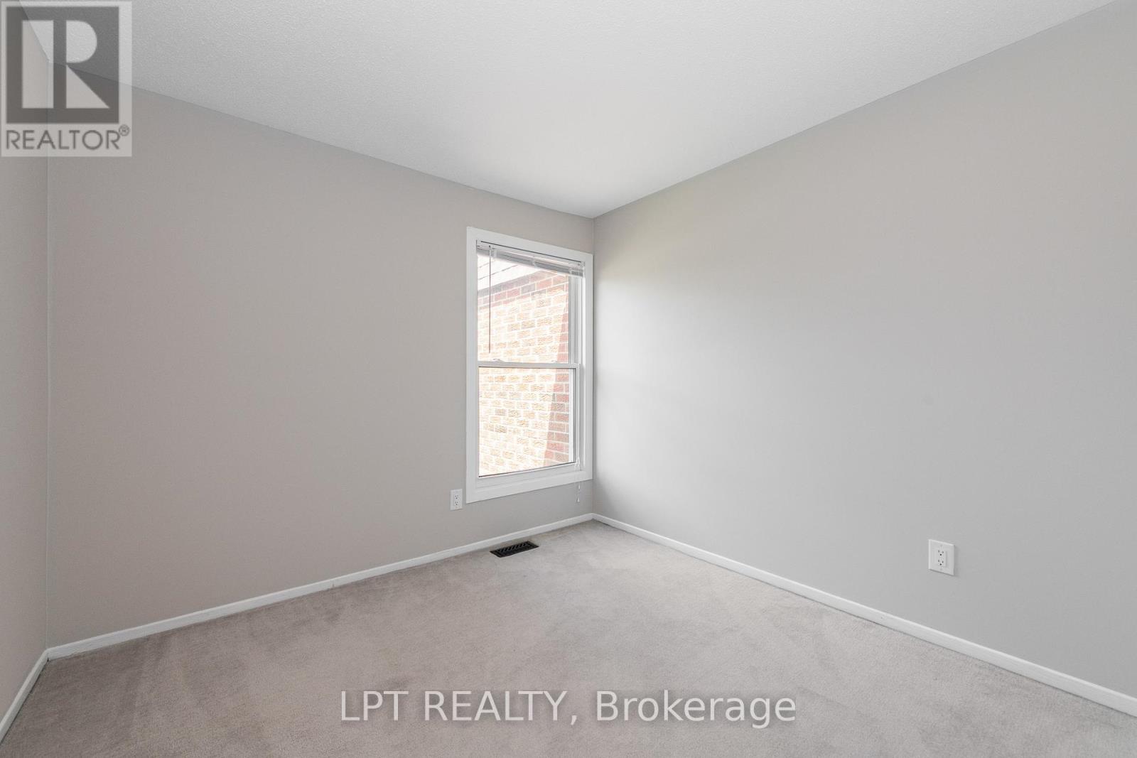 2286 COTTERS CRESCENT - 17