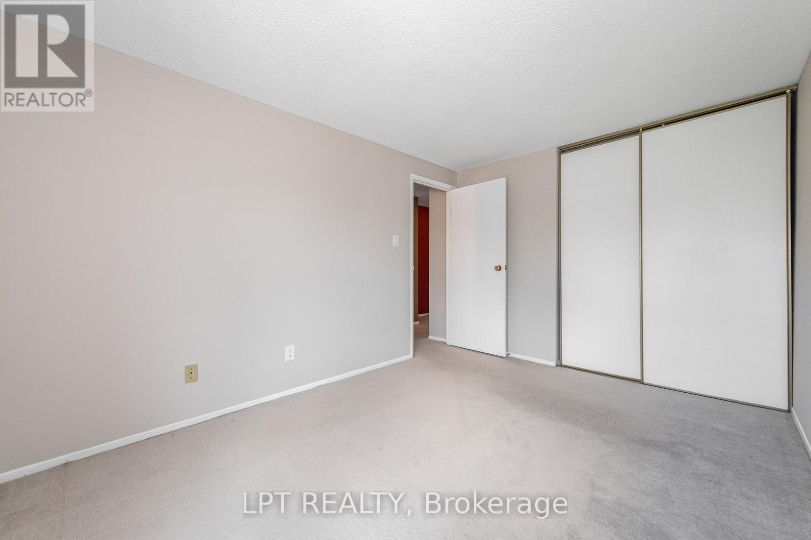 2286 COTTERS CRESCENT - 20
