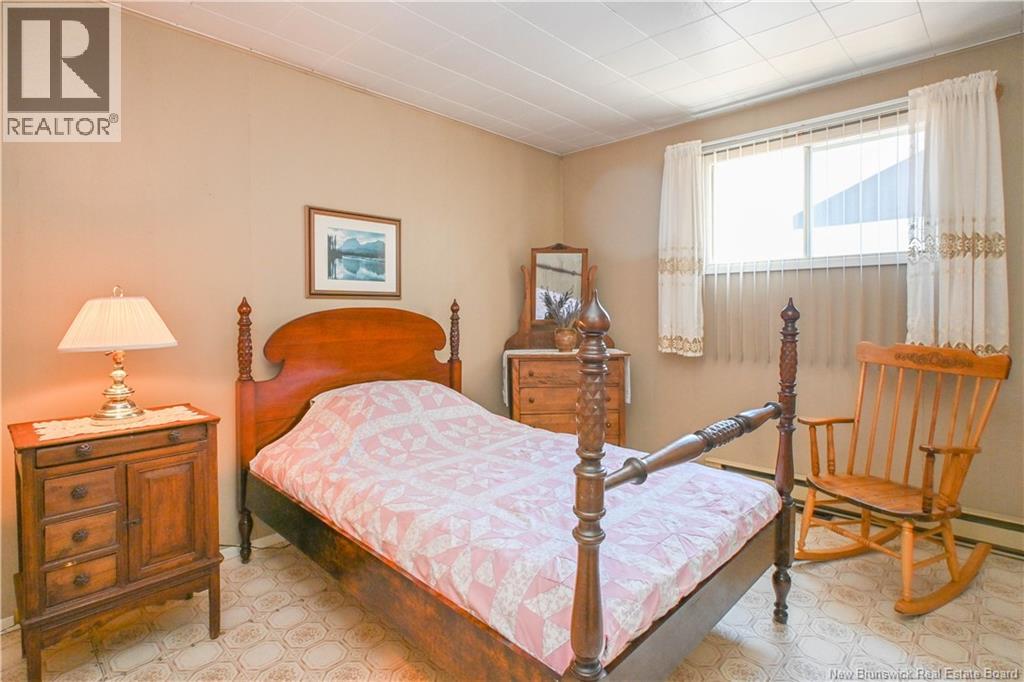1004 Saint-Joseph Boulevard - 30