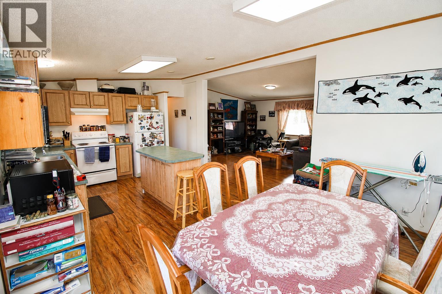 2131 WINTER AVENUE - 18