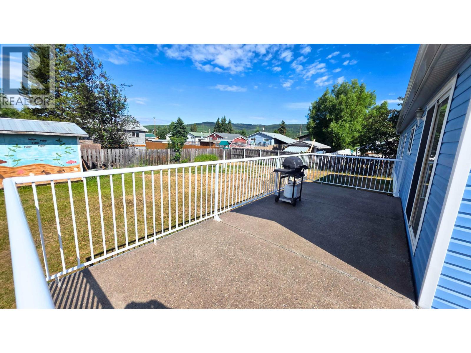 2131 WINTER AVENUE - 27