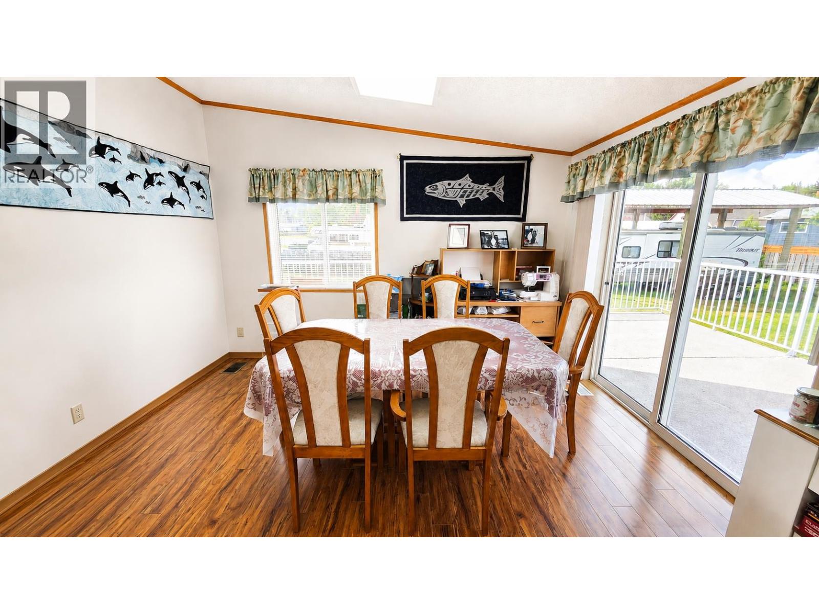 2131 WINTER AVENUE - 16