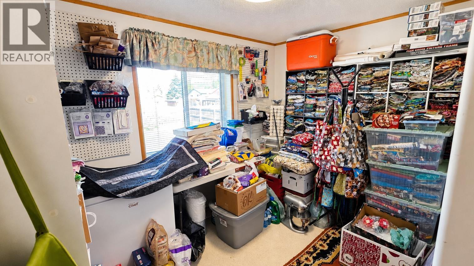 2131 WINTER AVENUE - 23