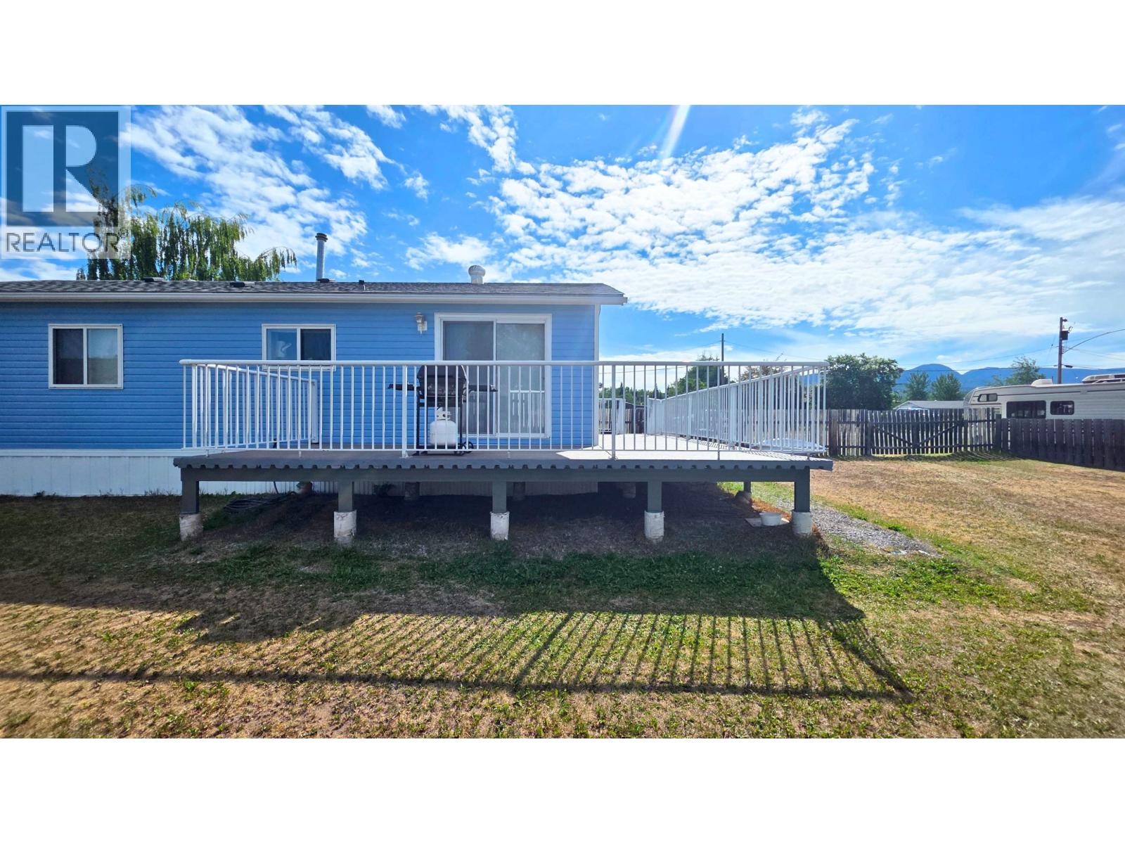 2131 WINTER AVENUE - 38