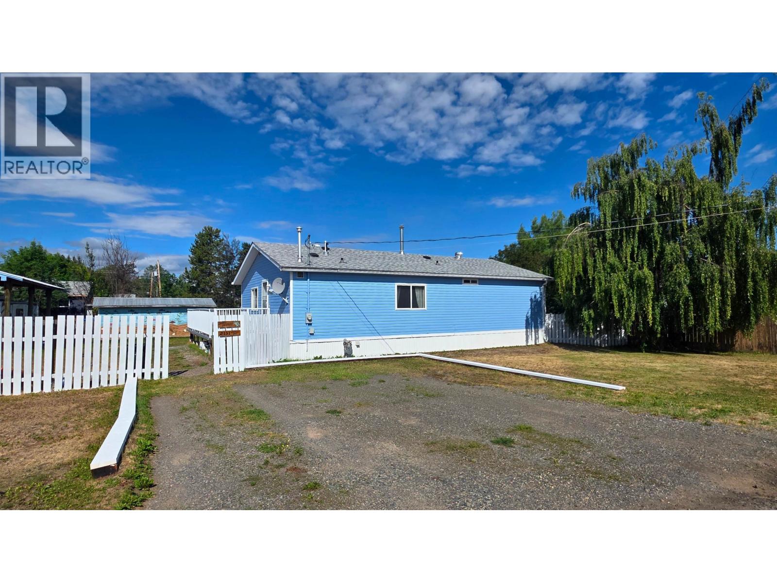 2131 WINTER AVENUE - 40