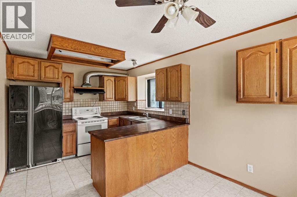 72 Templeson Way NE - 7