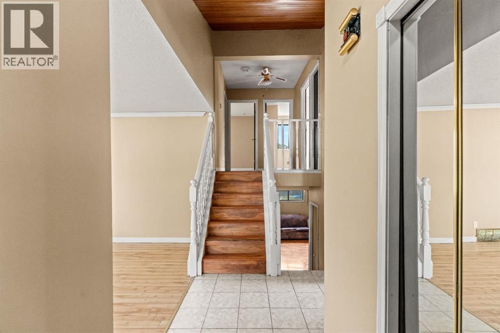 72 Templeson Way NE - 3