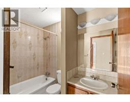Recreational, Games room - 72 Templeson Way Ne, Calgary, AB T1Y5P9 Photo 9
